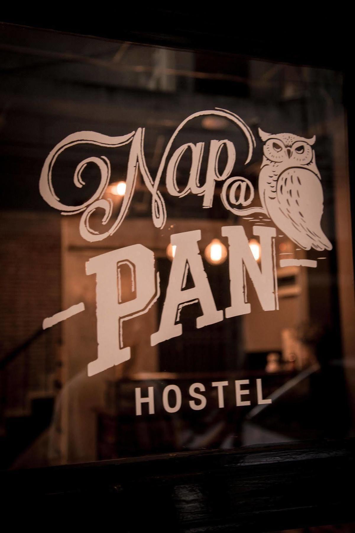 Nap@Pan Hostel Silom Bangkok Kültér fotó